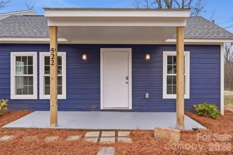 522 W Mclelland Avenue Mooresville NC 28115