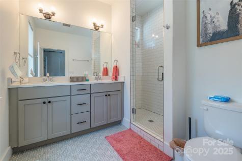 127 Alma Lane Asheville NC 28806