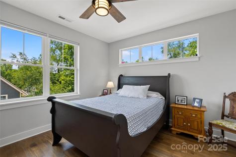127 Alma Lane Asheville NC 28806