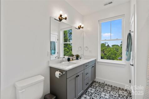 127 Alma Lane Asheville NC 28806
