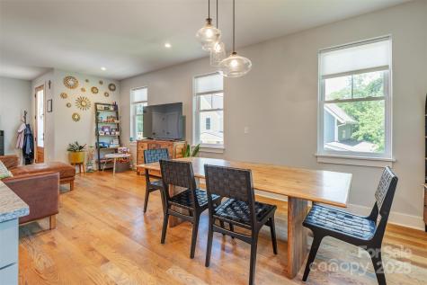 127 Alma Lane Asheville NC 28806