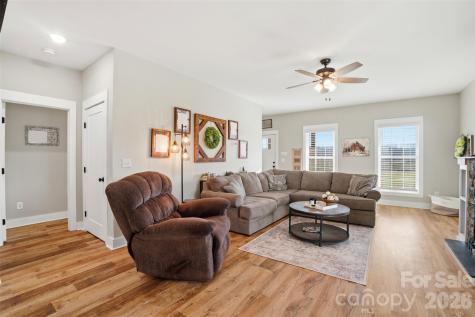 16659 Five Point Road Locust NC 28097