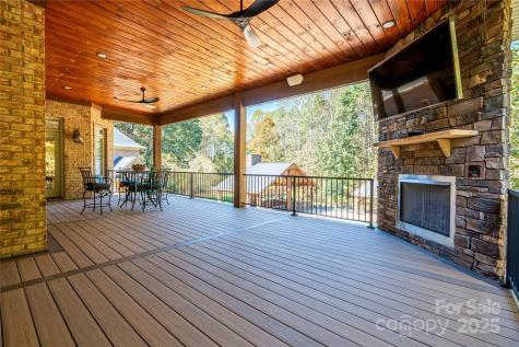 1427 Merrimont Avenue Kings Mountain NC 28086