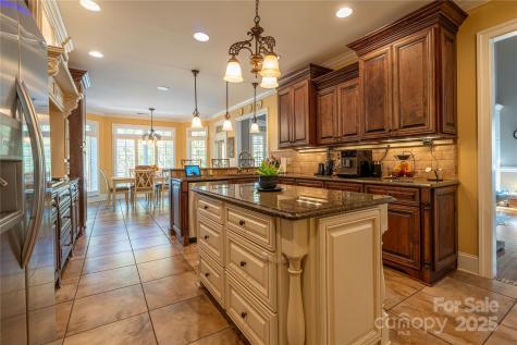 1427 Merrimont Avenue Kings Mountain NC 28086