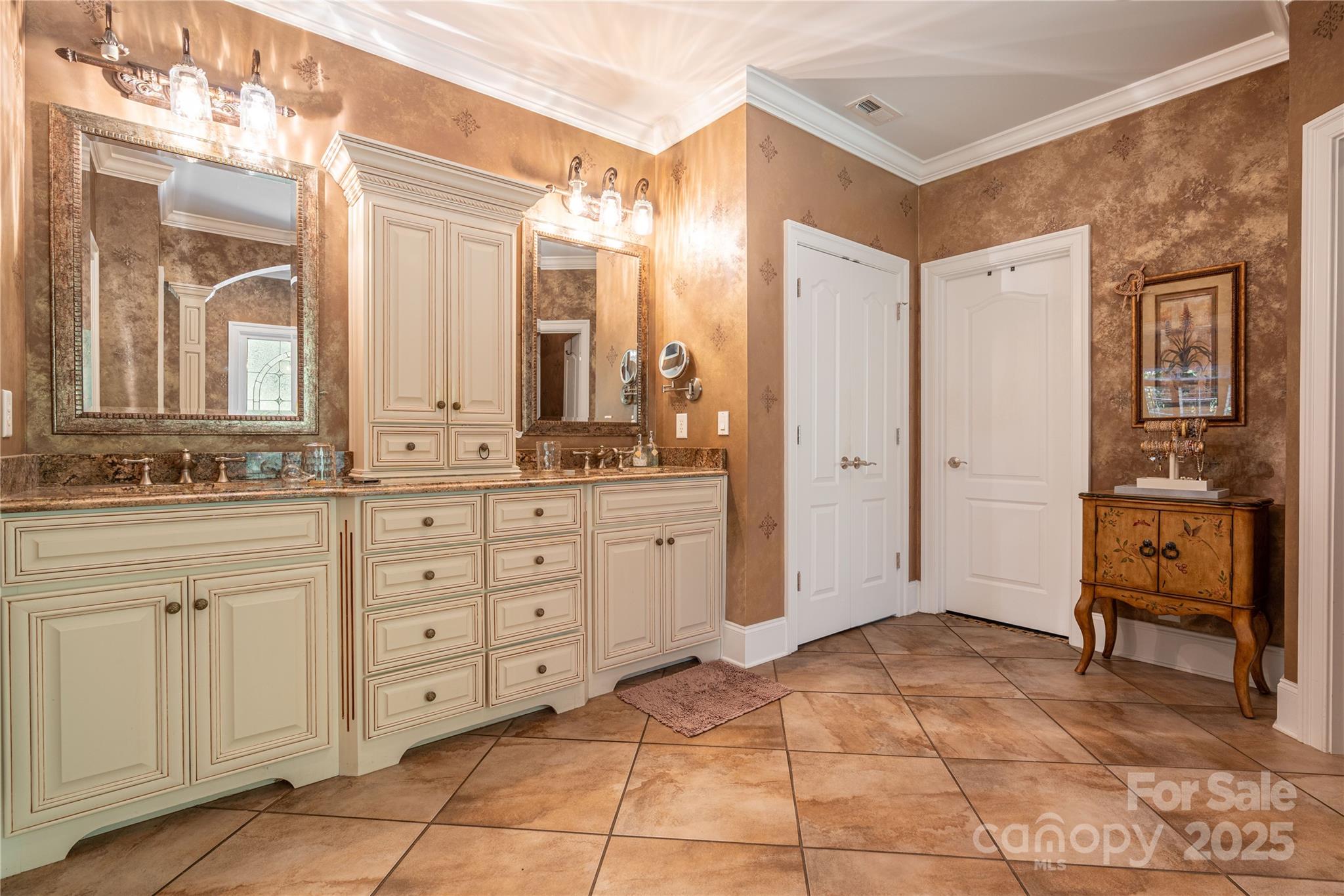 1427 Merrimont Avenue Kings Mountain NC 28086
