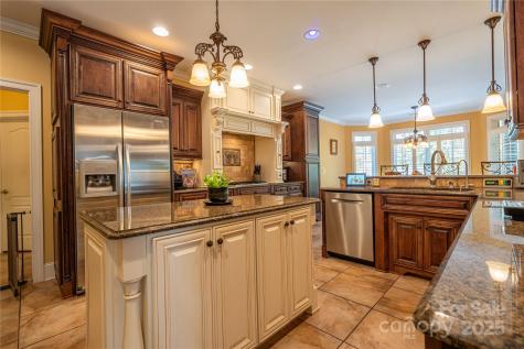 1427 Merrimont Avenue Kings Mountain NC 28086