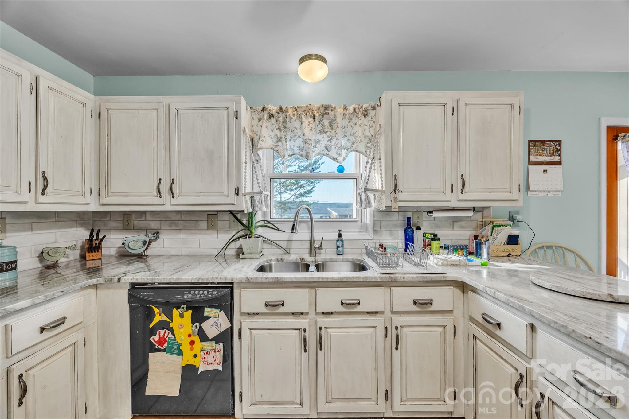 15 Mull Drive Taylorsville NC 28681