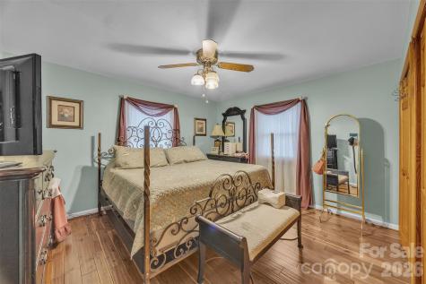 15 Mull Drive Taylorsville NC 28681