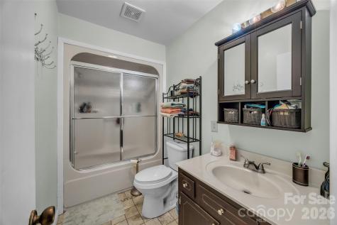 15 Mull Drive Taylorsville NC 28681