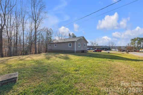 15 Mull Drive Taylorsville NC 28681