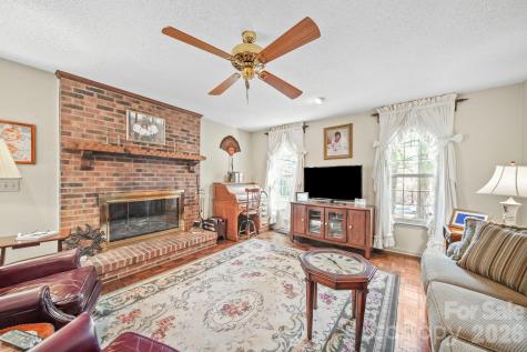 219 Williamsburg Lane Wadesboro NC 28170