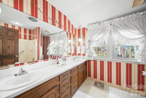 219 Williamsburg Lane Wadesboro NC 28170