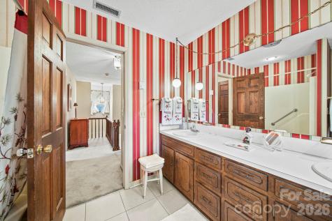 219 Williamsburg Lane Wadesboro NC 28170