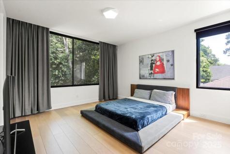 1620 S Tryon Street Charlotte NC 28203