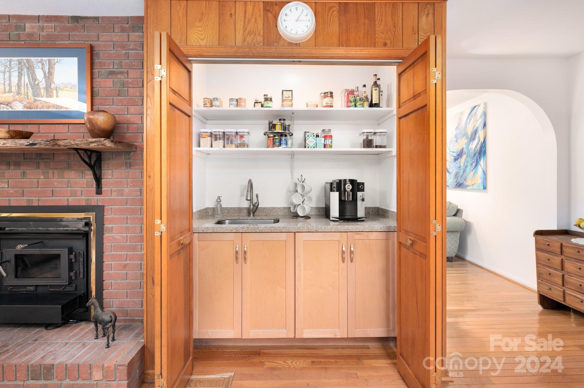 8 Rhododendron Place Asheville NC 28805