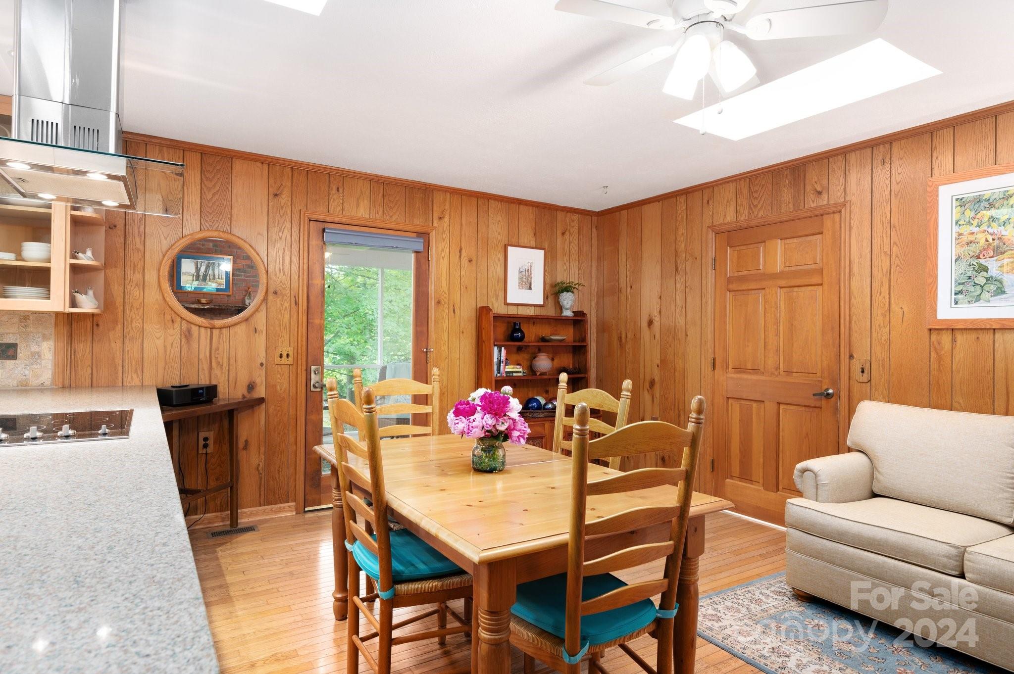 8 Rhododendron Place Asheville NC 28805