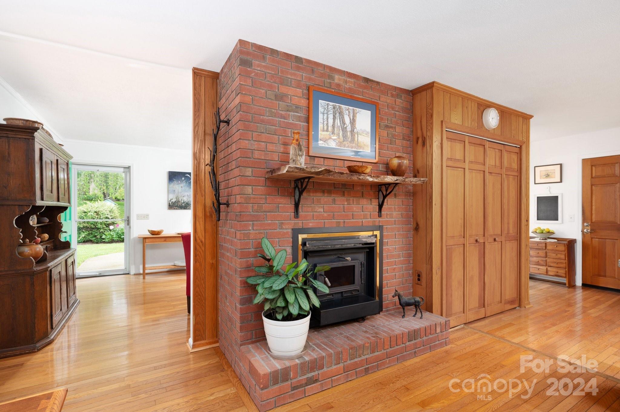 8 Rhododendron Place Asheville NC 28805