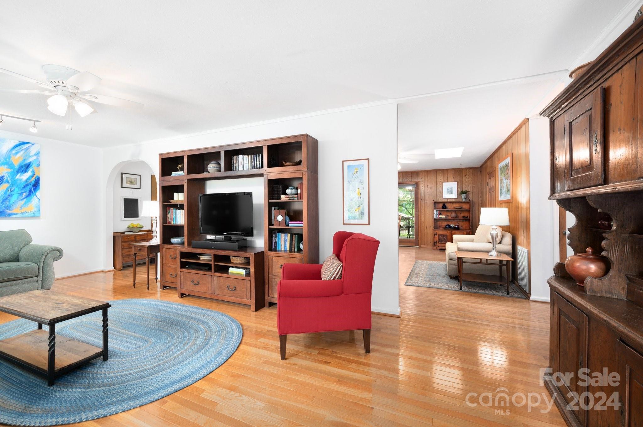 8 Rhododendron Place Asheville NC 28805