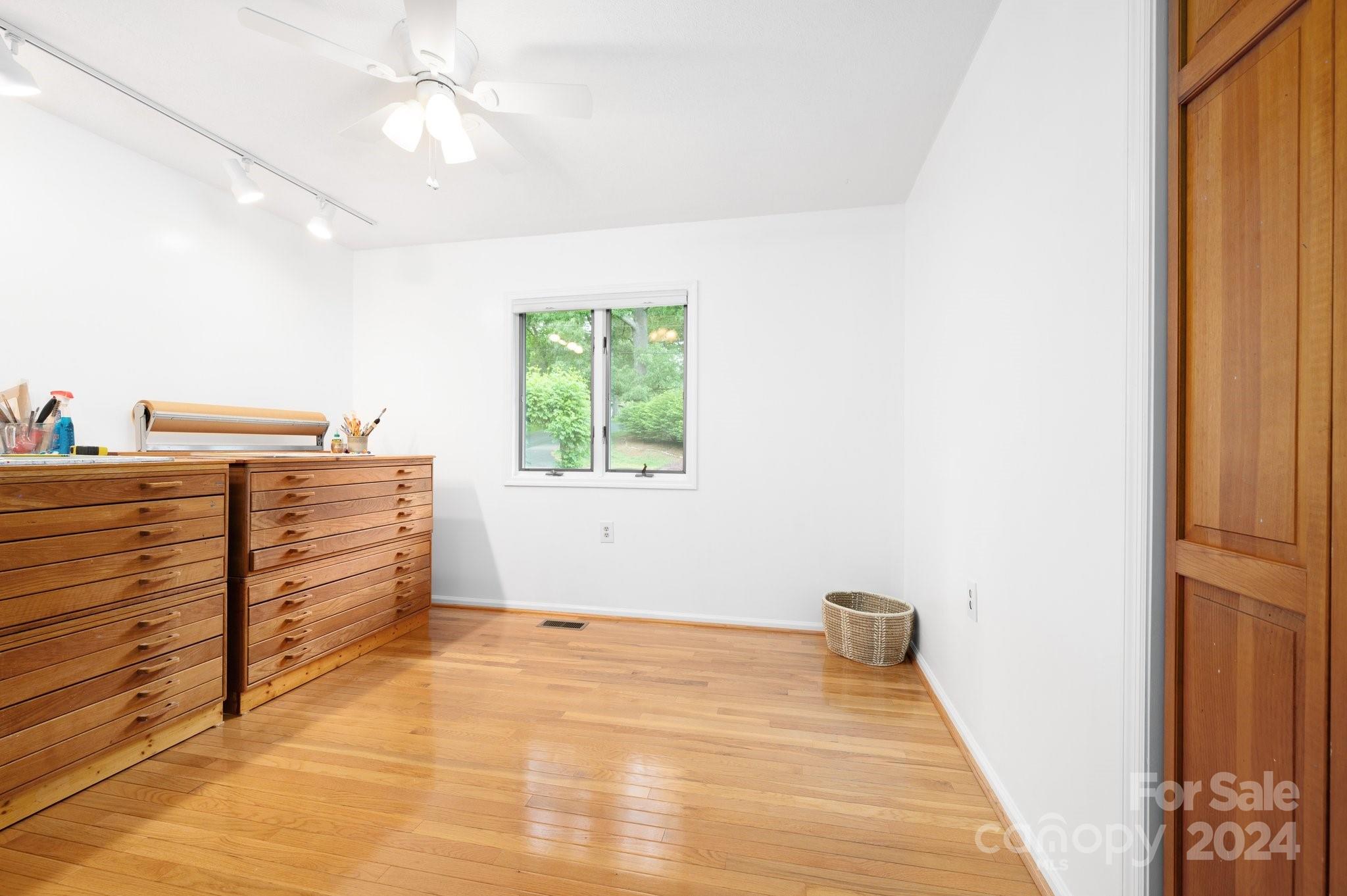 8 Rhododendron Place Asheville NC 28805