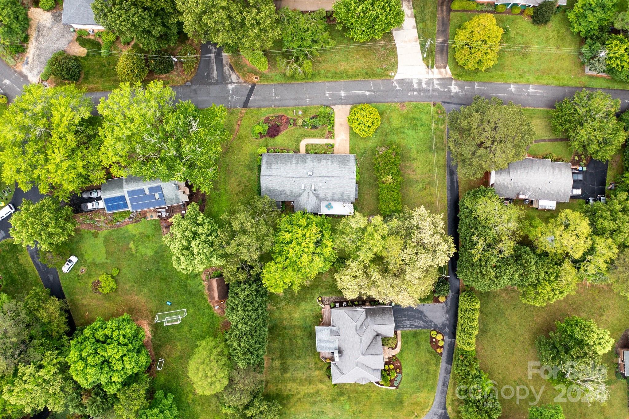 8 Rhododendron Place Asheville NC 28805