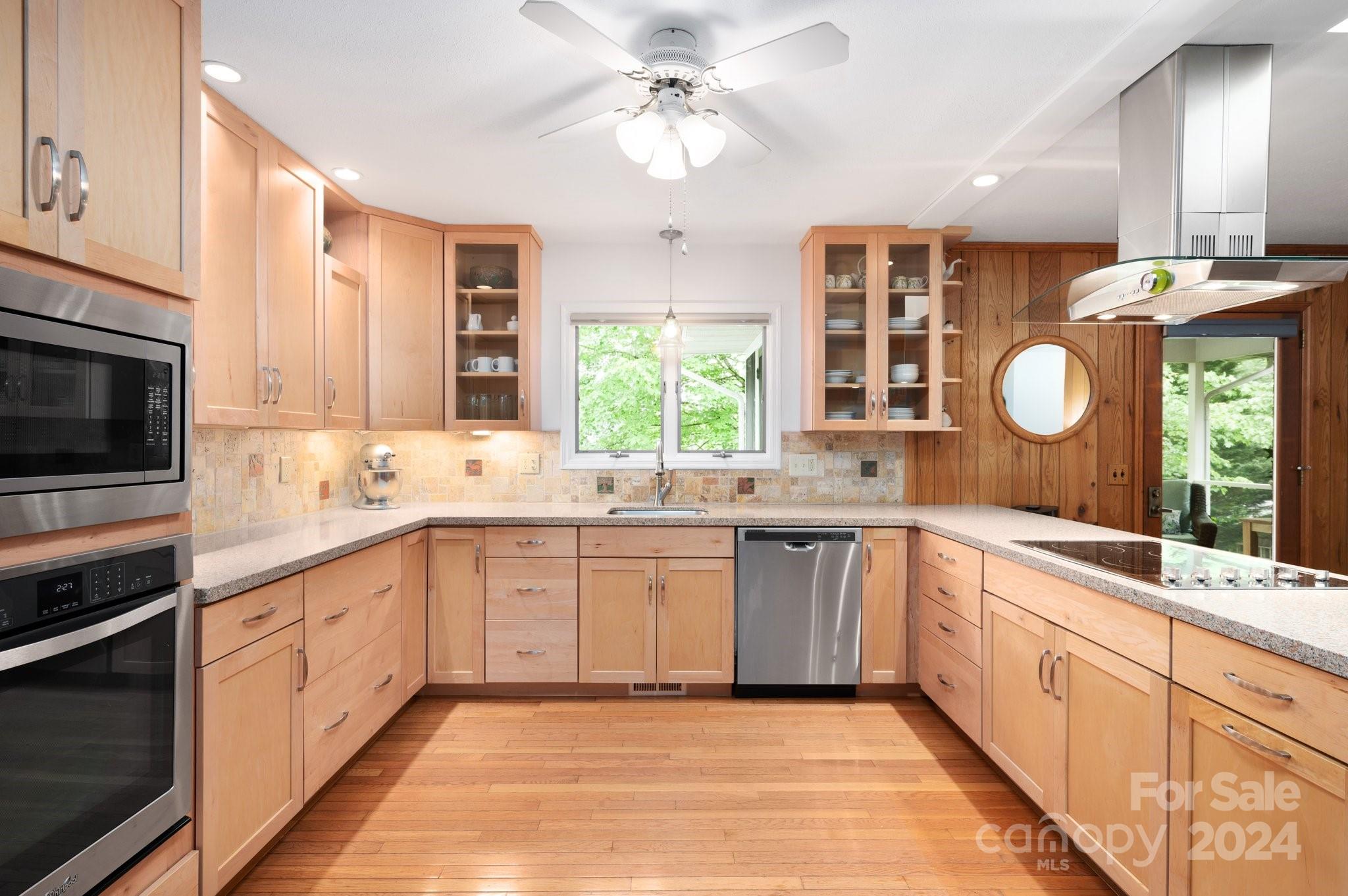 8 Rhododendron Place Asheville NC 28805