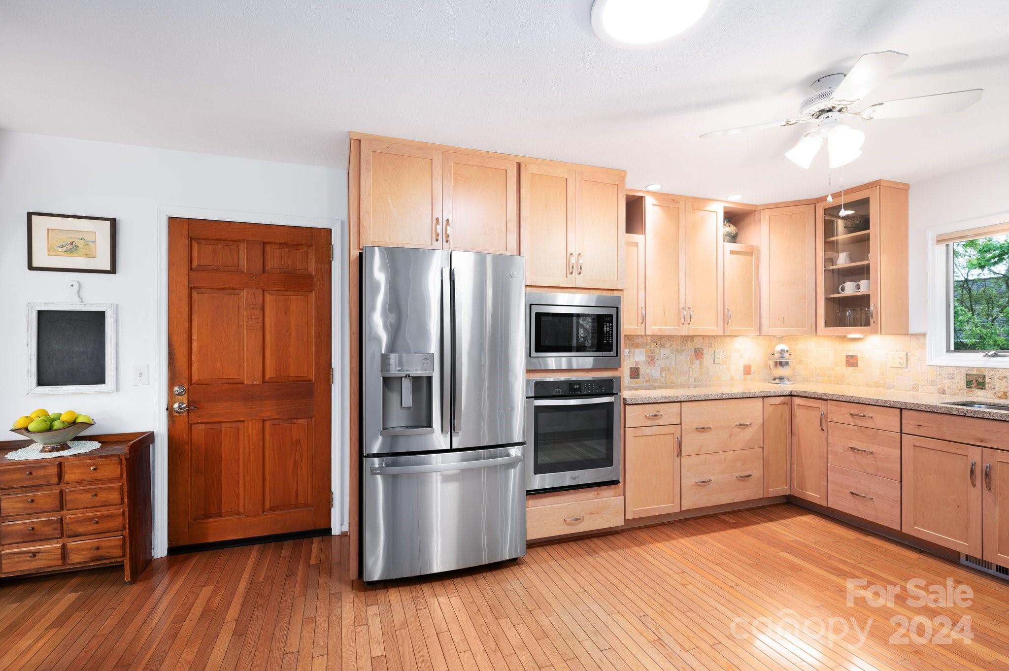 8 Rhododendron Place Asheville NC 28805