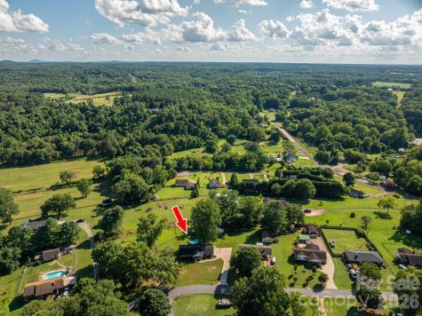 1529 Home Trail Lincolnton NC 28092