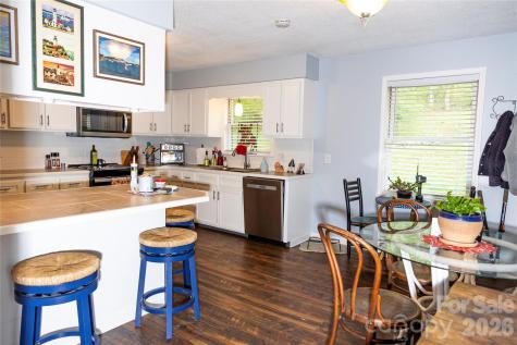 57 Gribble Road Franklin NC 28734