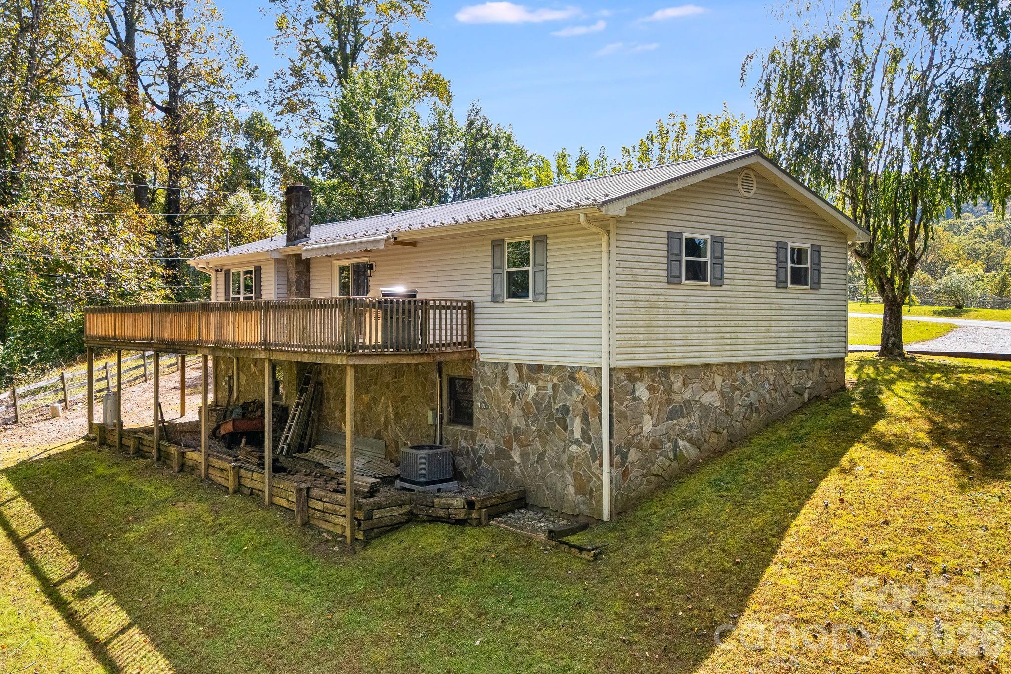 1007 Dula Road Spruce Pine NC 28777