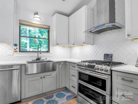 17 Brandywine Lane Asheville NC 28805