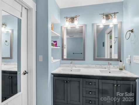 17 Brandywine Lane Asheville NC 28805