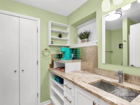 17 Brandywine Lane Asheville NC 28805