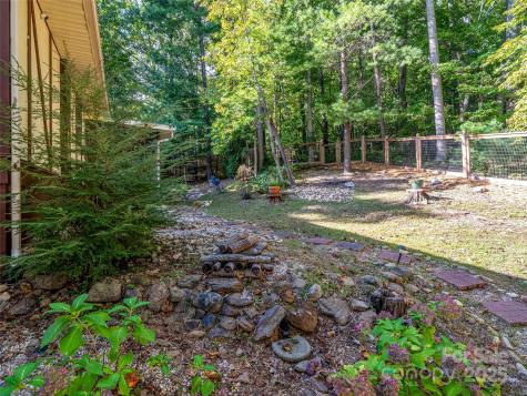 17 Brandywine Lane Asheville NC 28805