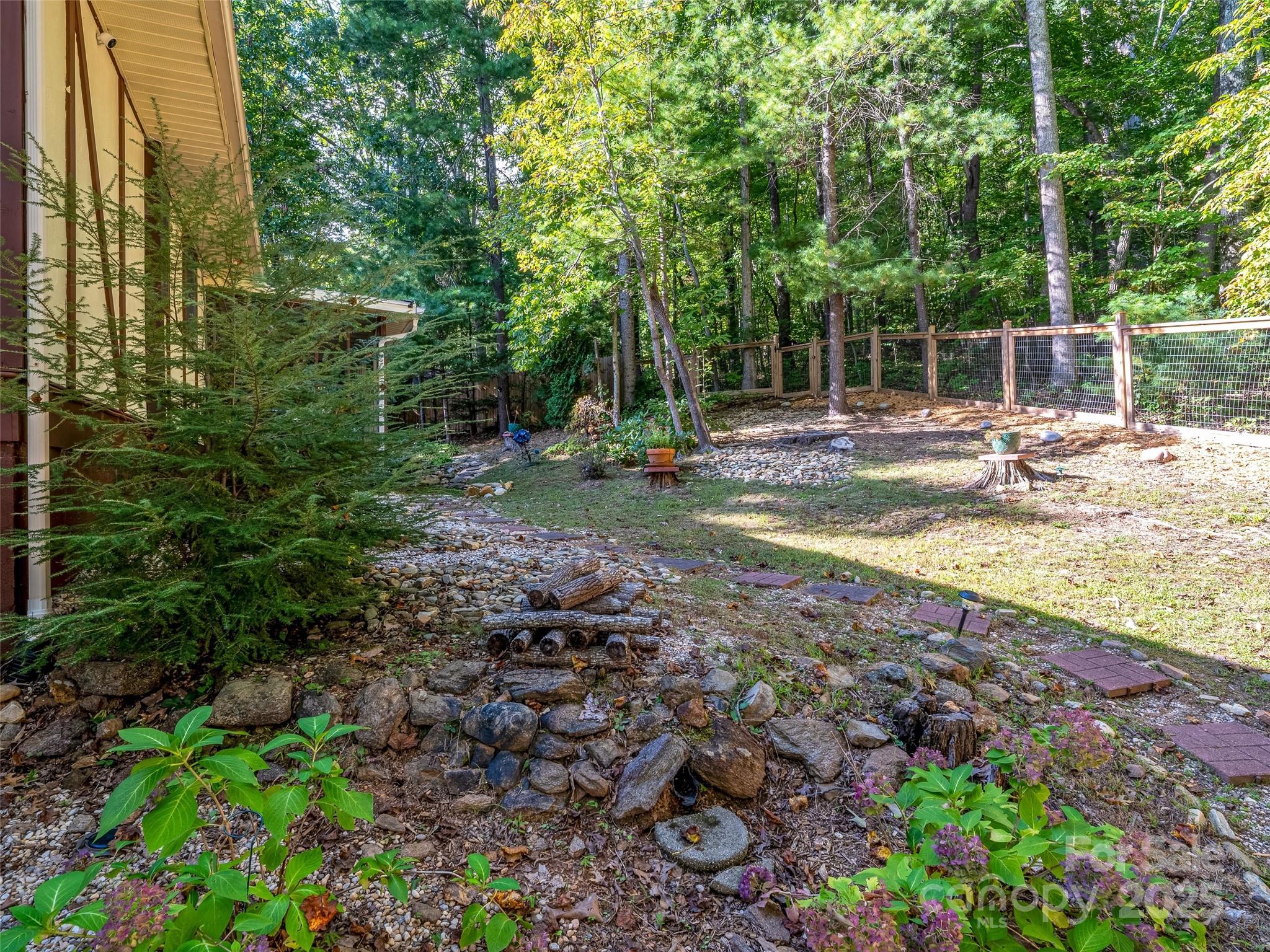 17 Brandywine Lane Asheville NC 28805