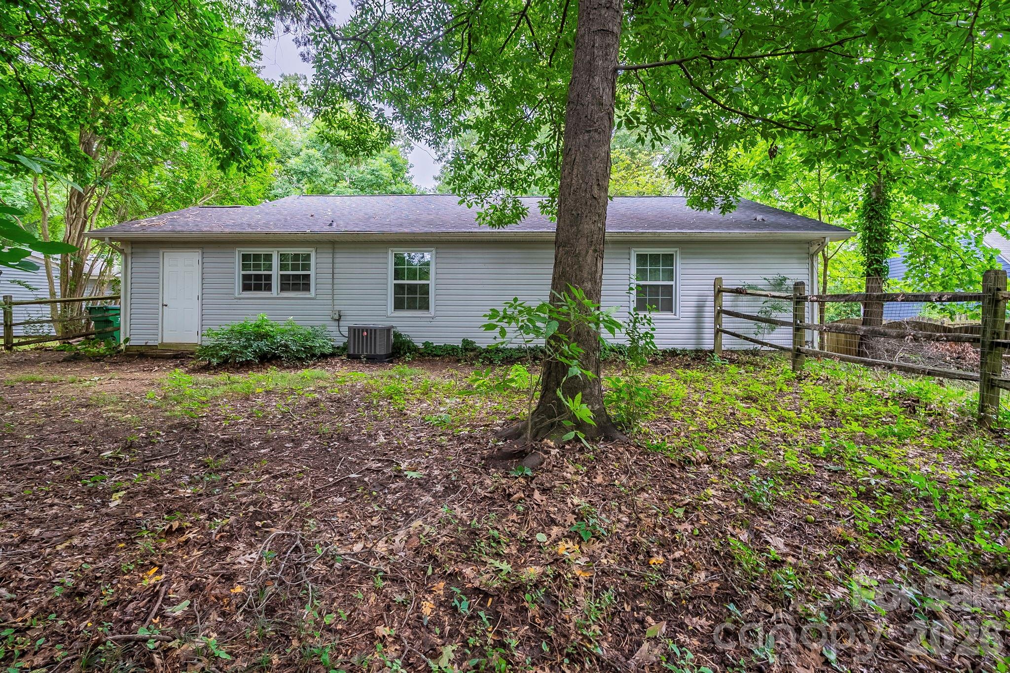 6410 Pineburr Court Charlotte NC 28211