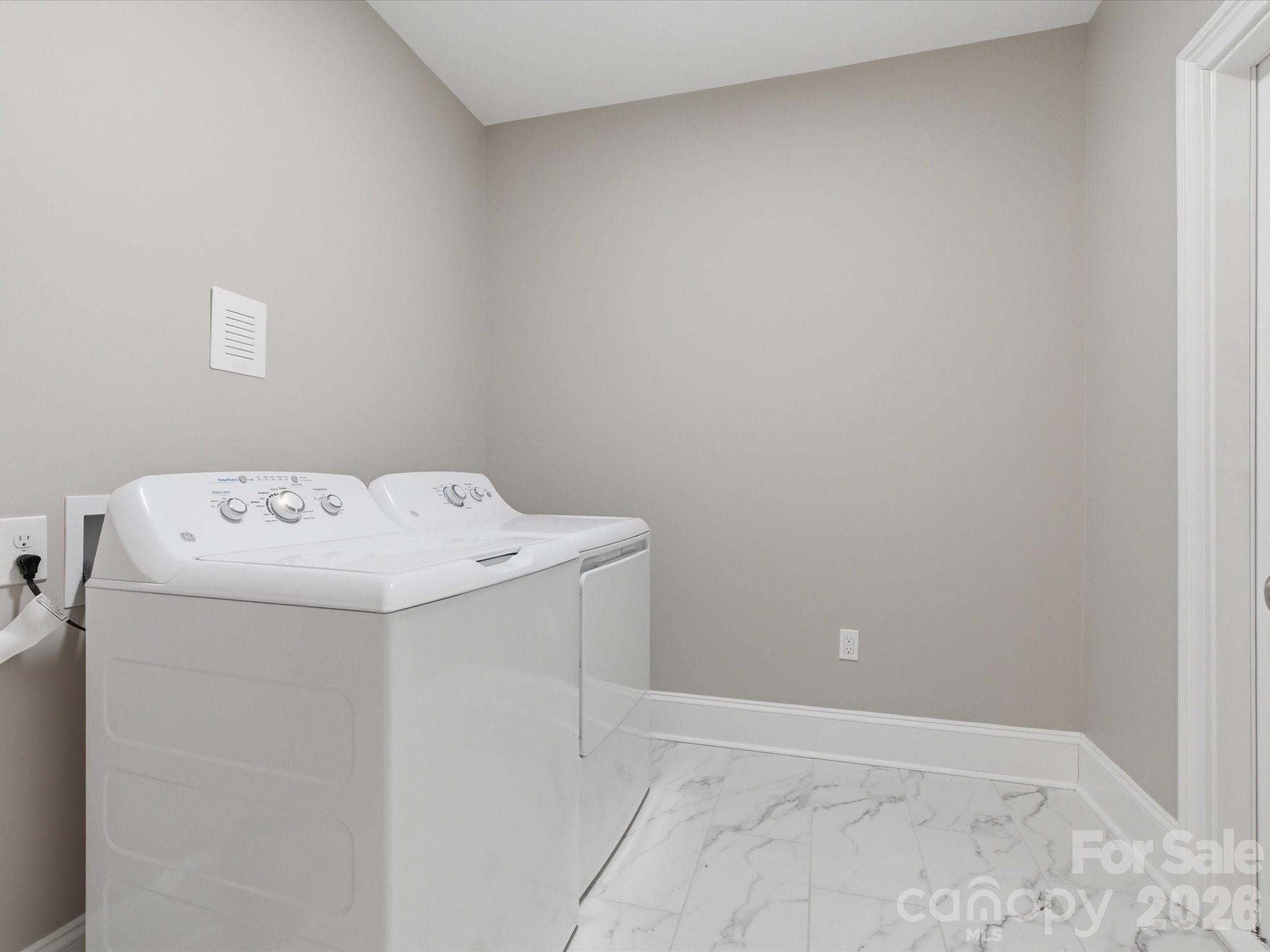 1126 Bromley Drive Matthews NC 28104