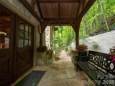 82 Red Oak Drive Mills River NC 28759