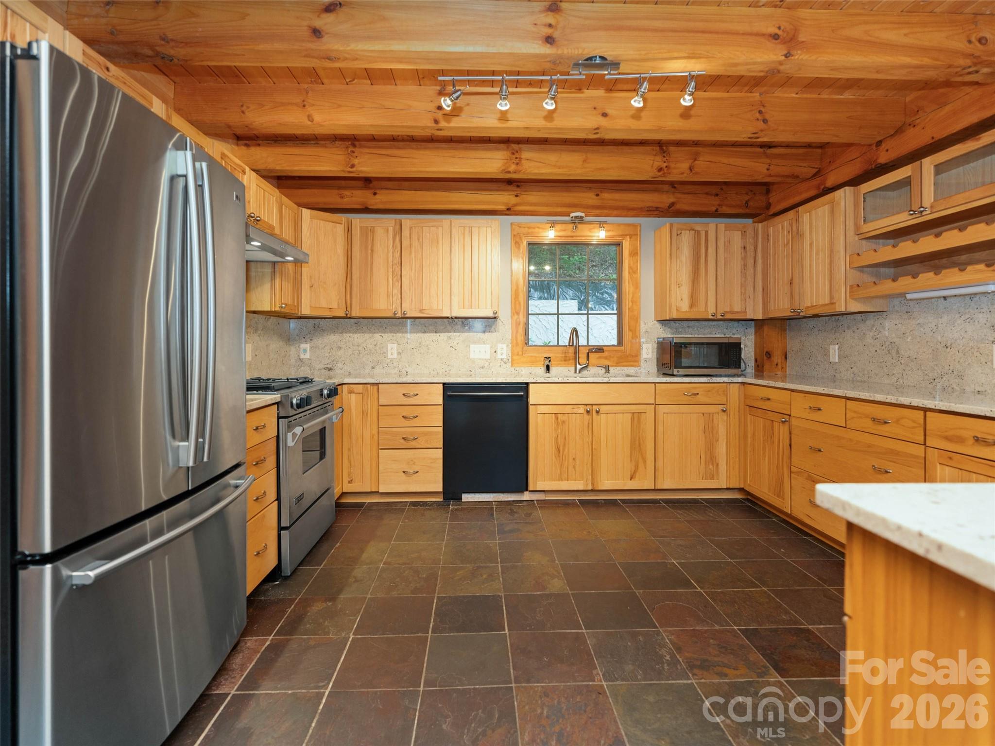 82 Red Oak Drive Mills River NC 28759