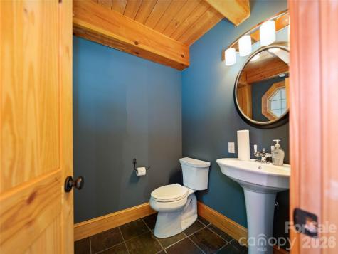 82 Red Oak Drive Mills River NC 28759