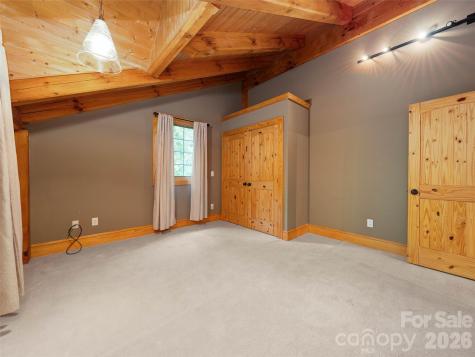 82 Red Oak Drive Mills River NC 28759