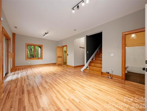 82 Red Oak Drive Mills River NC 28759