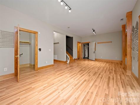 82 Red Oak Drive Mills River NC 28759