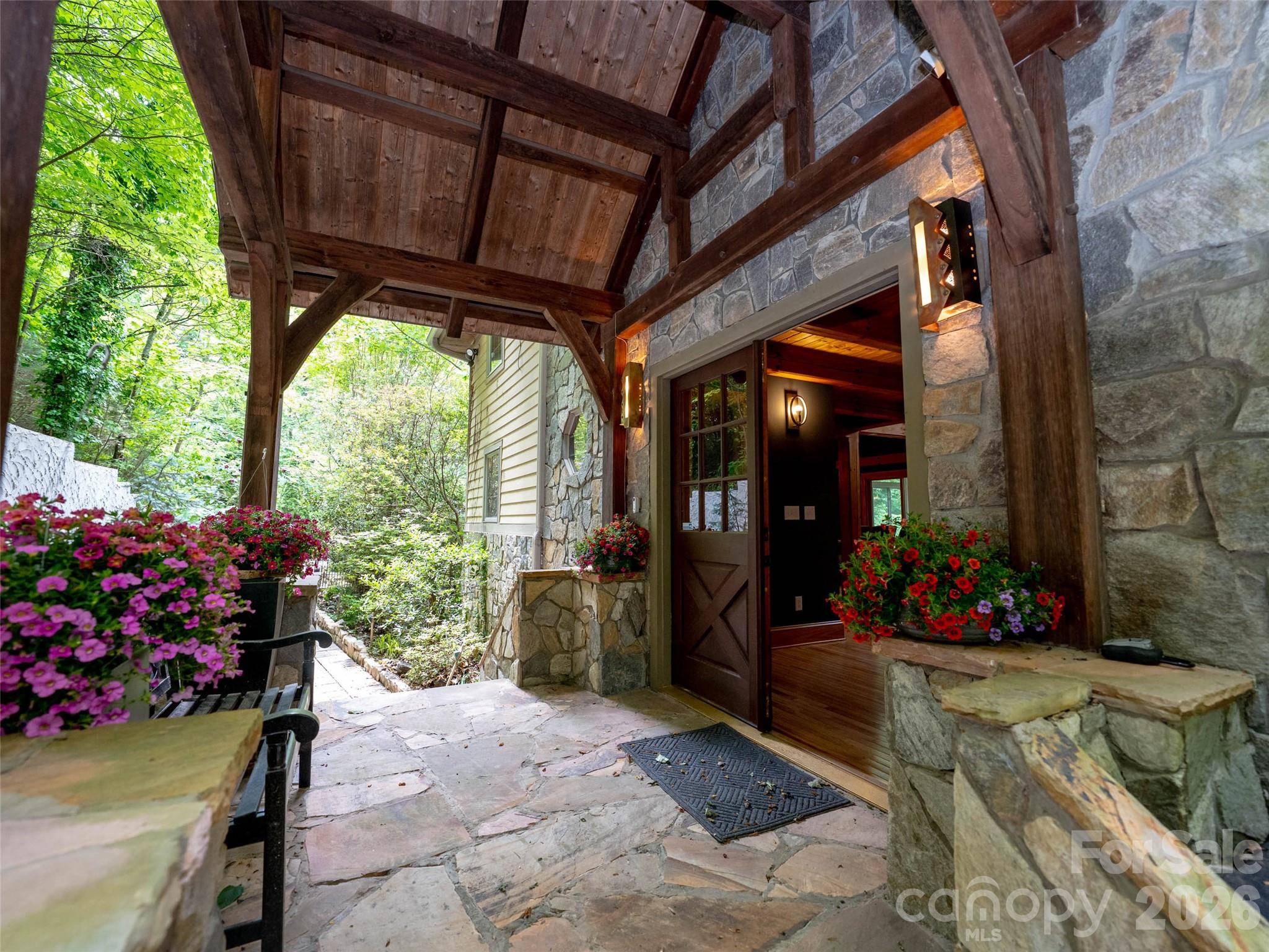 82 Red Oak Drive Mills River NC 28759