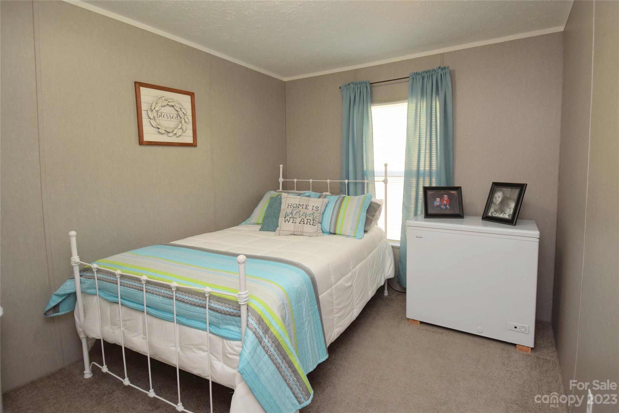 582 John Henry Road Burnsville NC 28714