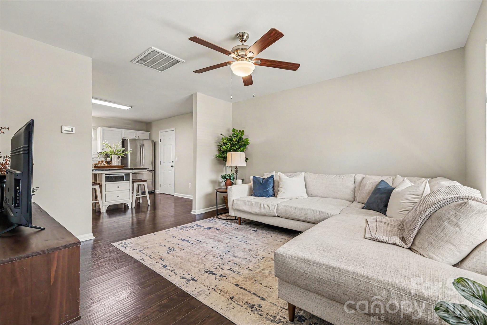2540 Elmin Street Charlotte NC 28208