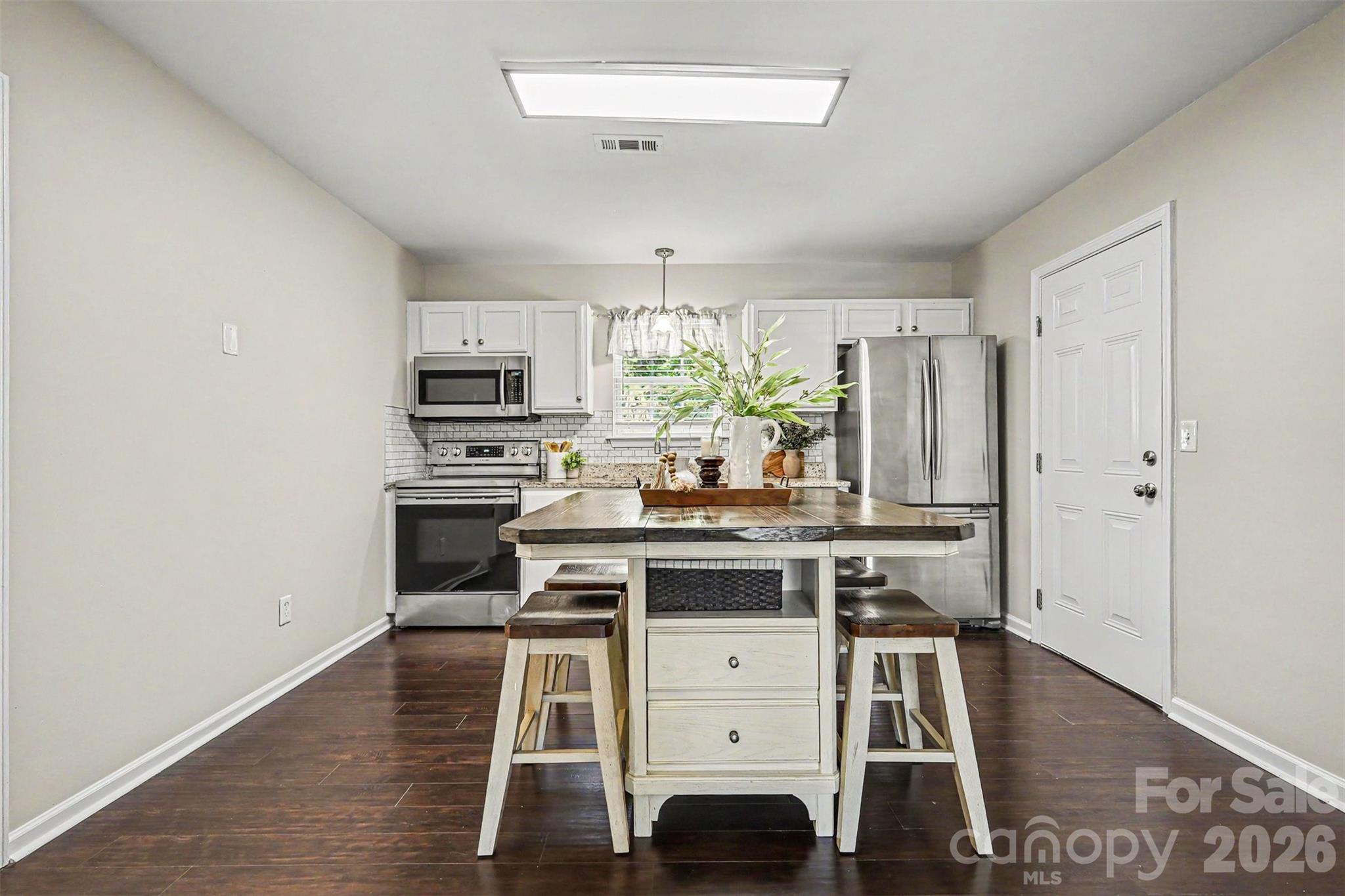2540 Elmin Street Charlotte NC 28208