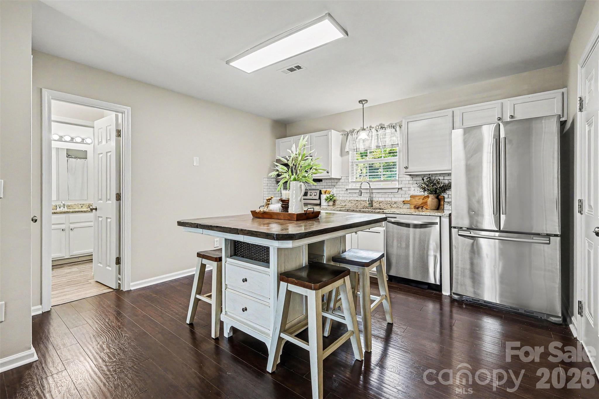 2540 Elmin Street Charlotte NC 28208