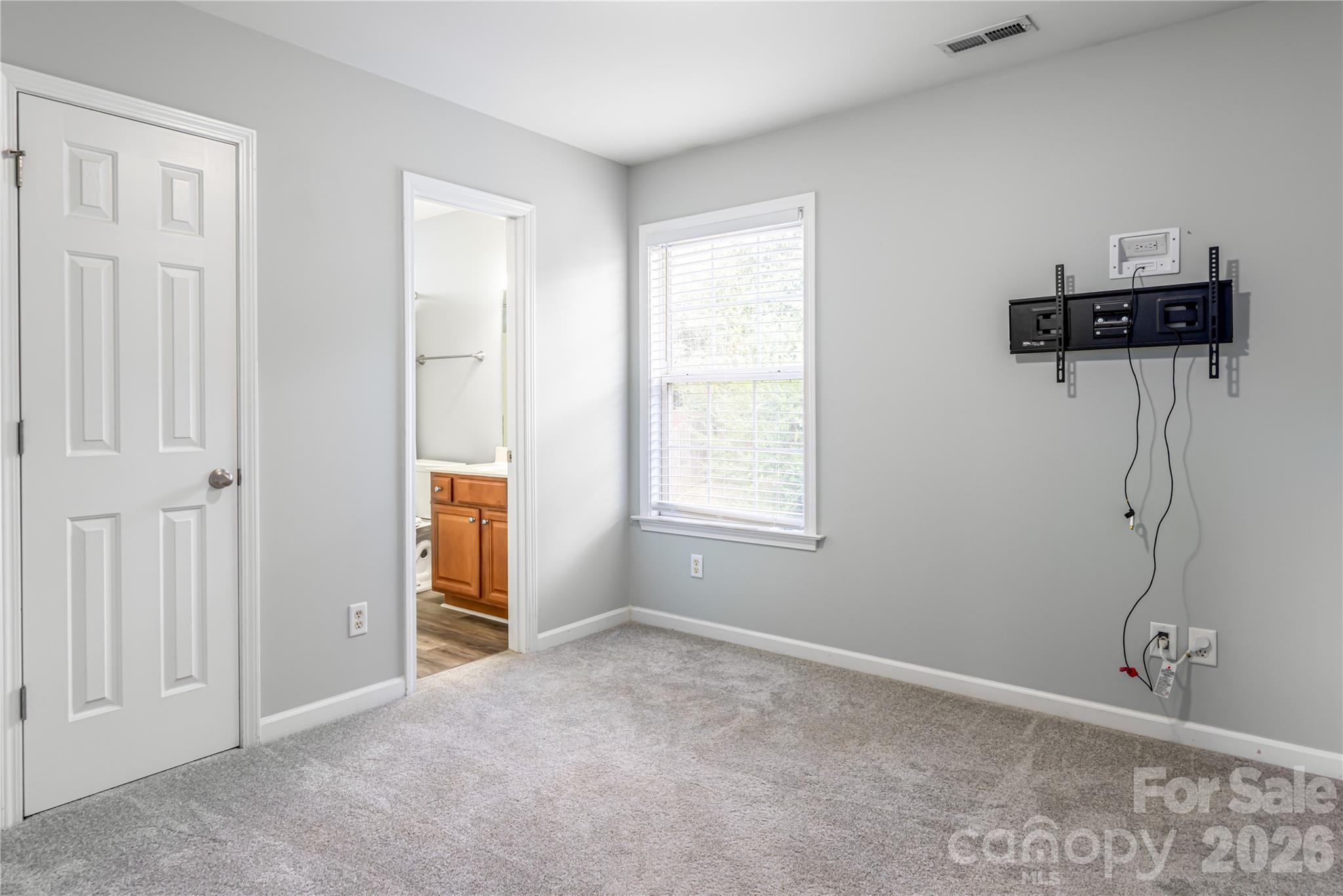 163 Yadkin Road Fletcher NC 28732