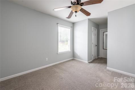 163 Yadkin Road Fletcher NC 28732