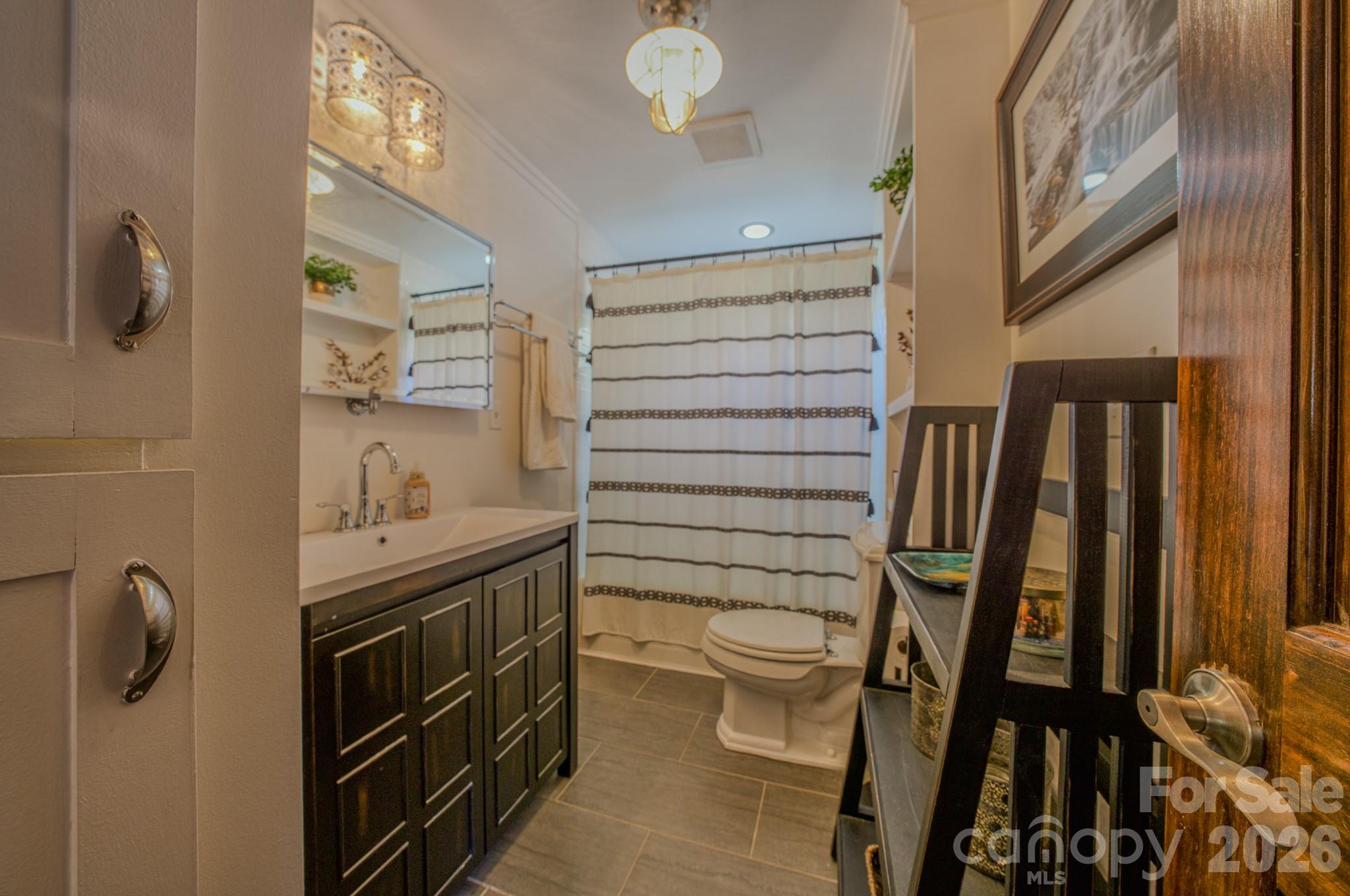597 Tomahawk Avenue Black Mountain NC 28711